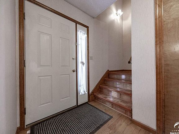 1160  Parkside Lawrence, KS listing photo #5