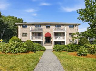 6 Kenmar Dr Unit 4, Billerica, MA 01821