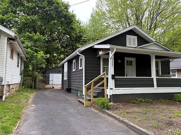 2nd image of 1228 Arnold Ave