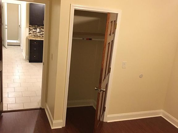 4th image of 1802 W Ontario St #3