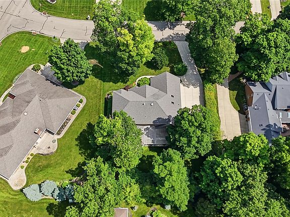 4th image of 2534 Oakmoor Ln