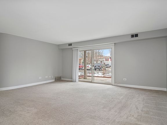 5th image of 4425 Blackhawk Ln APT 102