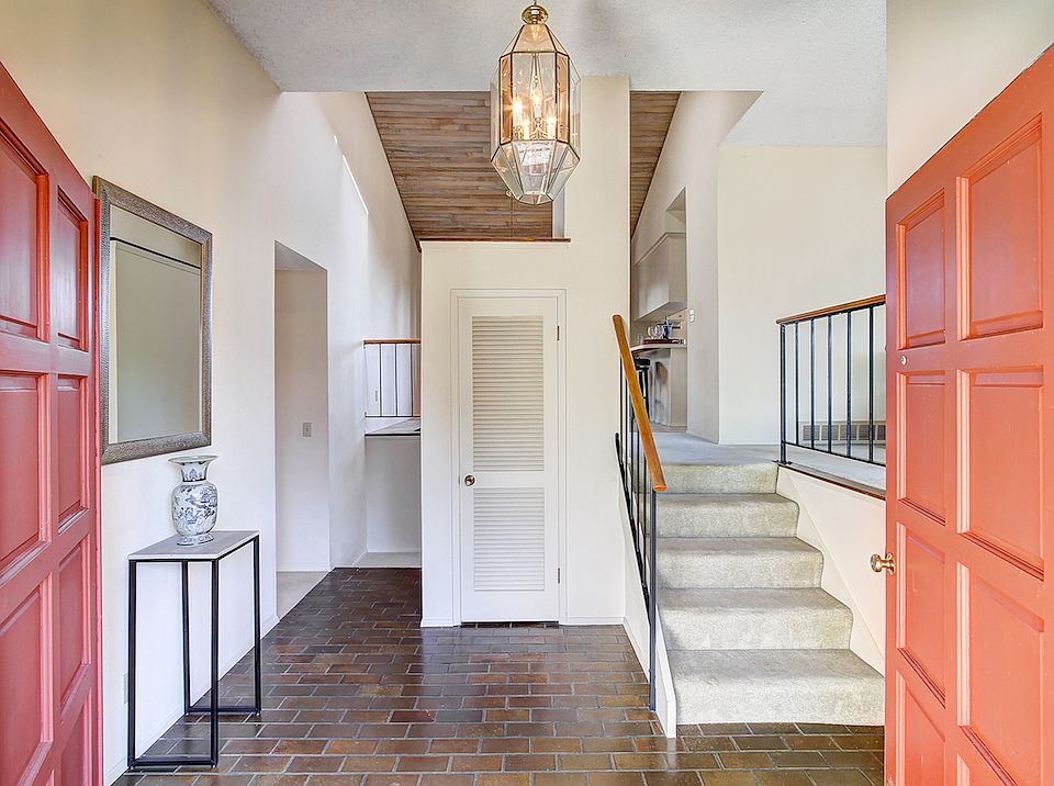 Formal double door entry