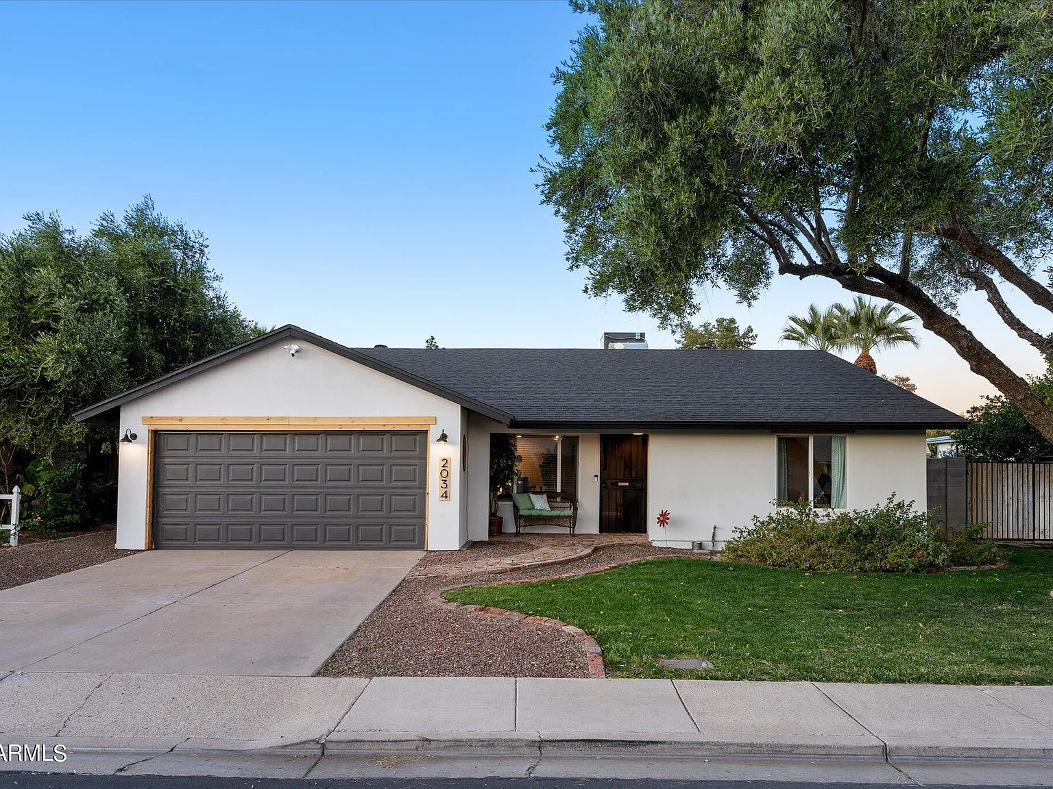 3 bed, 2.0 bath, 1597 sqft, $3,500 — Photo 2