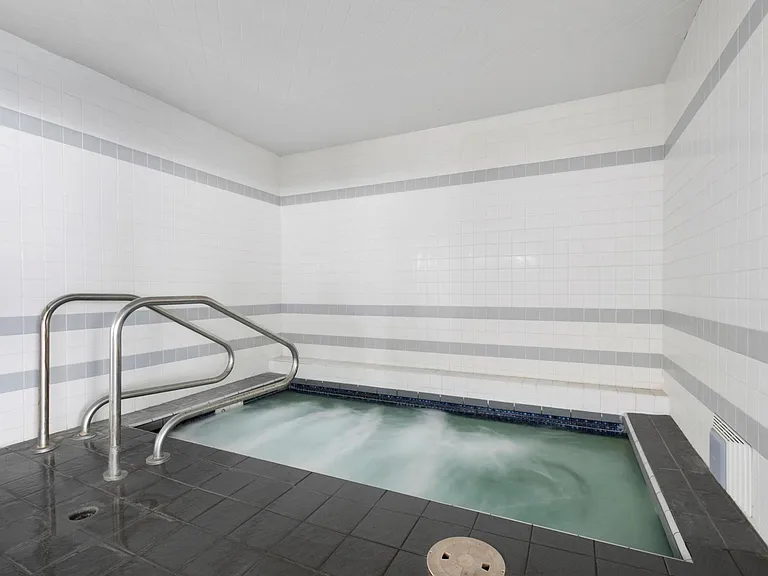Casa De Marina Apartments — Photo 49