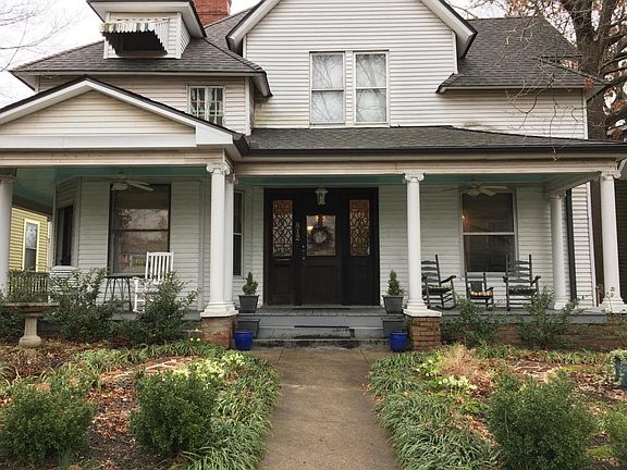2nd image of 812 Gratz St