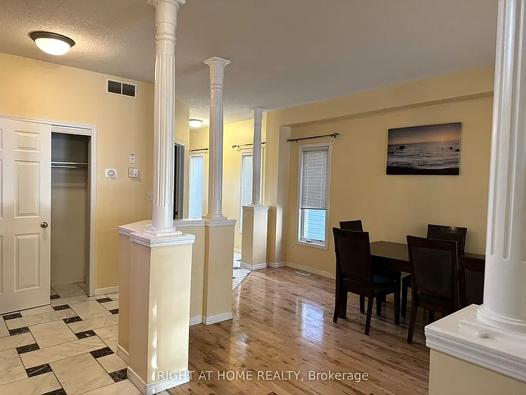 252 Lemon Grass Cres — Photo 8