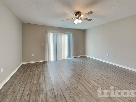 2nd image of 449 Kensington View Dr