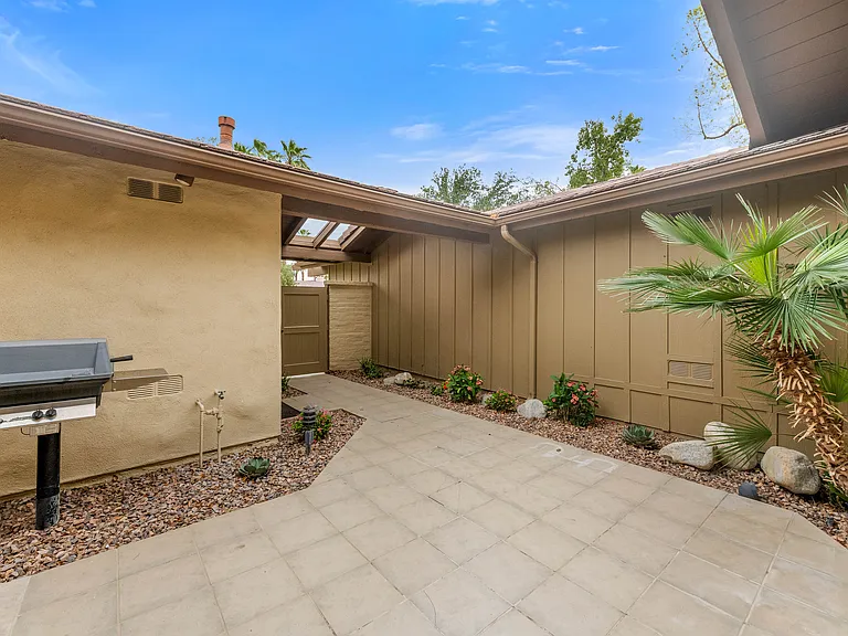 307 Appaloosa Way — Photo 5