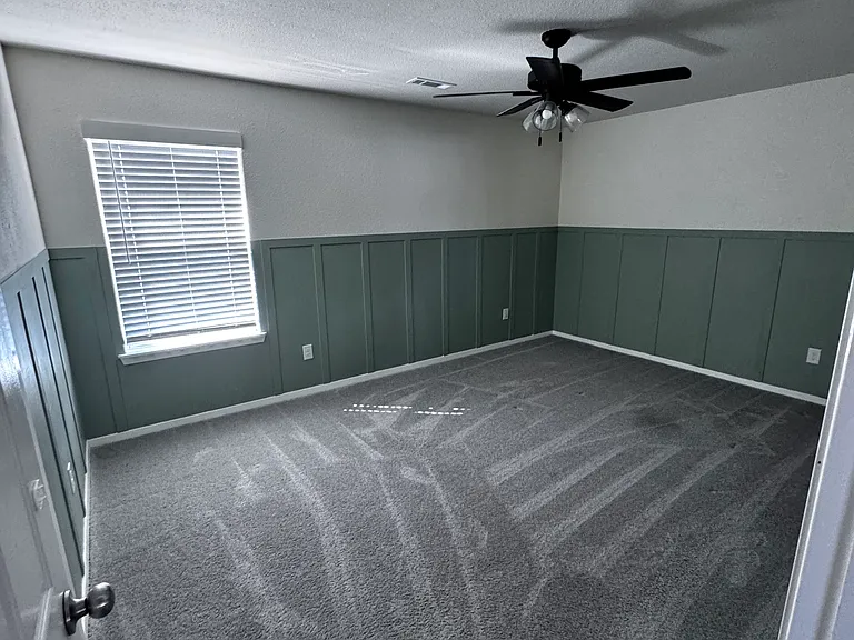 603 Woodcreek Loop — Photo 9