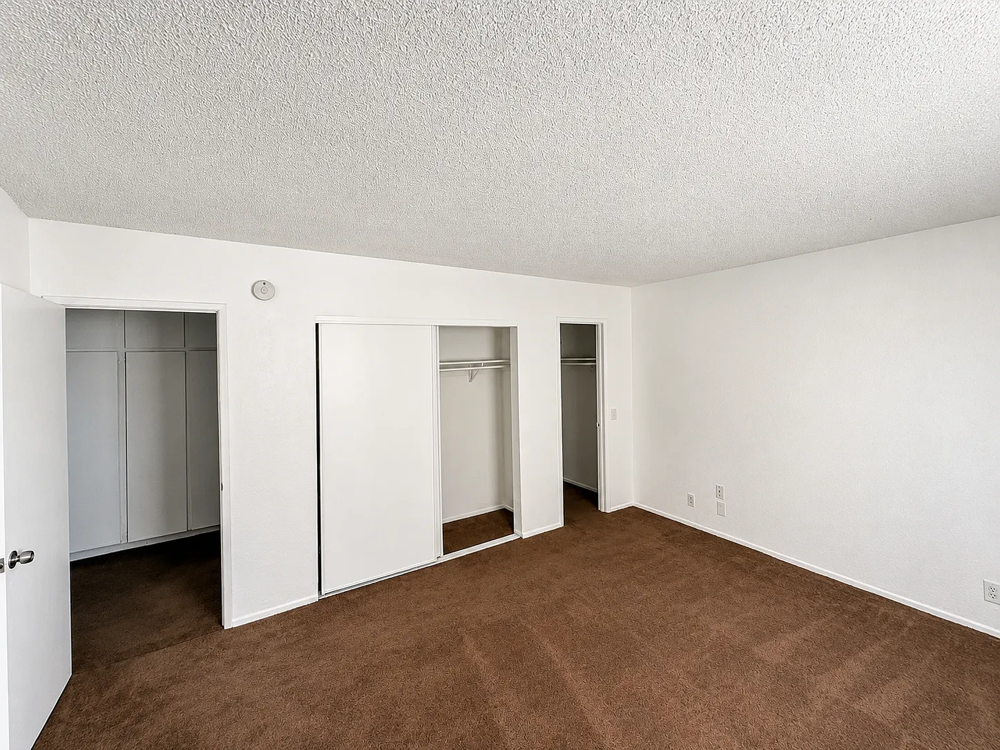 316 E Avenue Q — Photo 3
