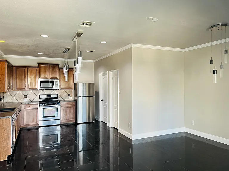 1542 Haynie Bnd — Photo 10