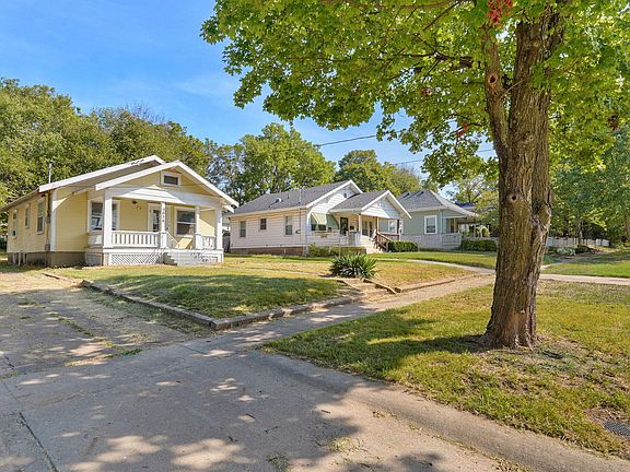 3rd image of 2038 N Douglas Avenue