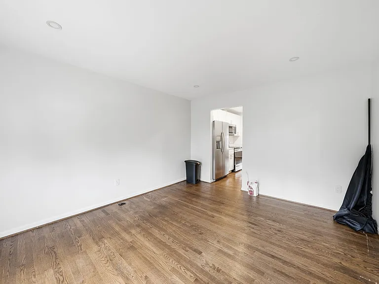 1603 Ingram Ter — Photo 14