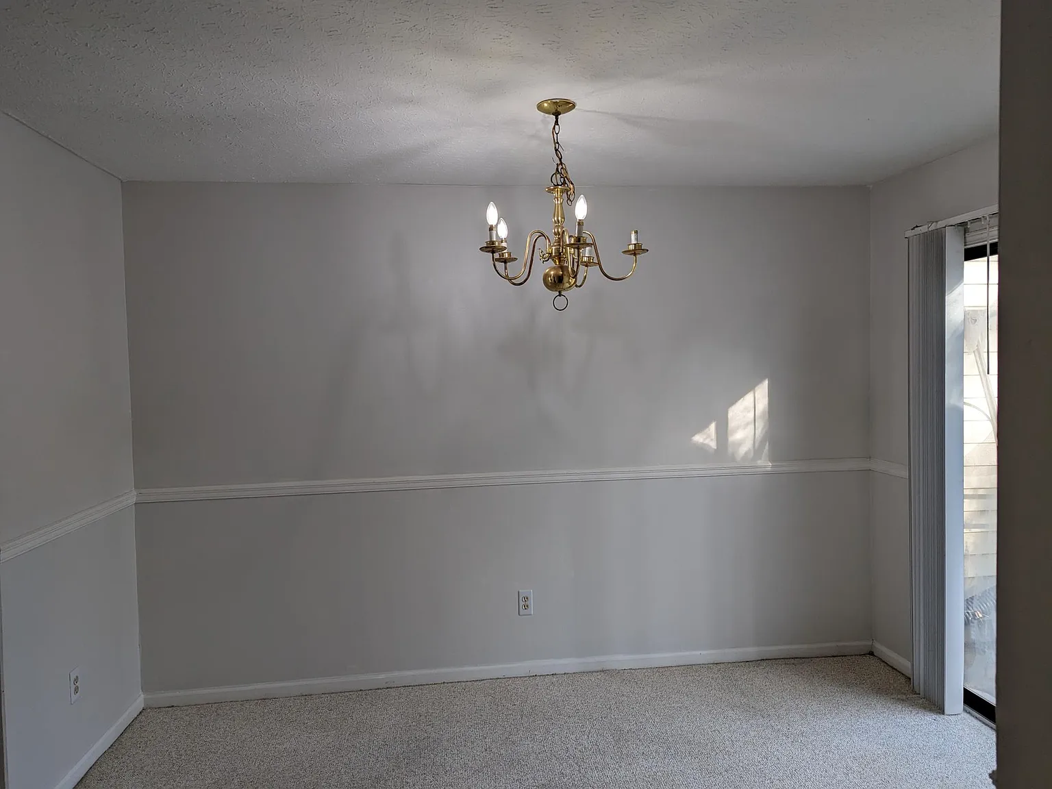 2 bed, 2.5 bath, 1152 sqft, $1,500 — Photo 3