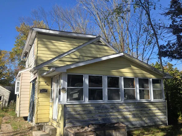 2117 Parkwood Ave, Saginaw, MI 48601