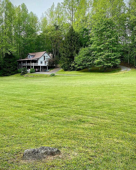 130 Stonebrook Drive