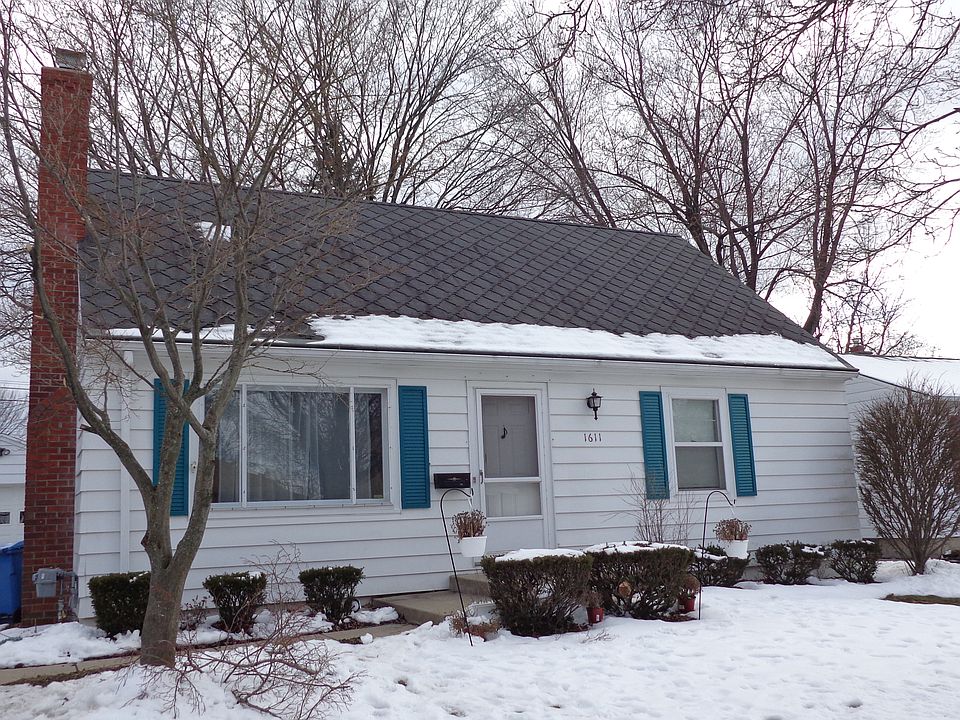 1st image of 1611 Bradley Ave