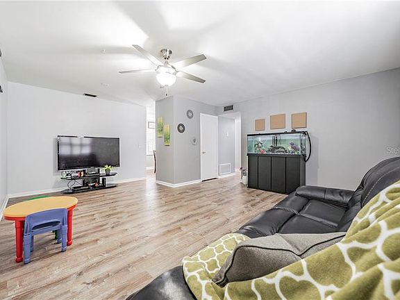 5th image of 6804 Santa Monica Ct