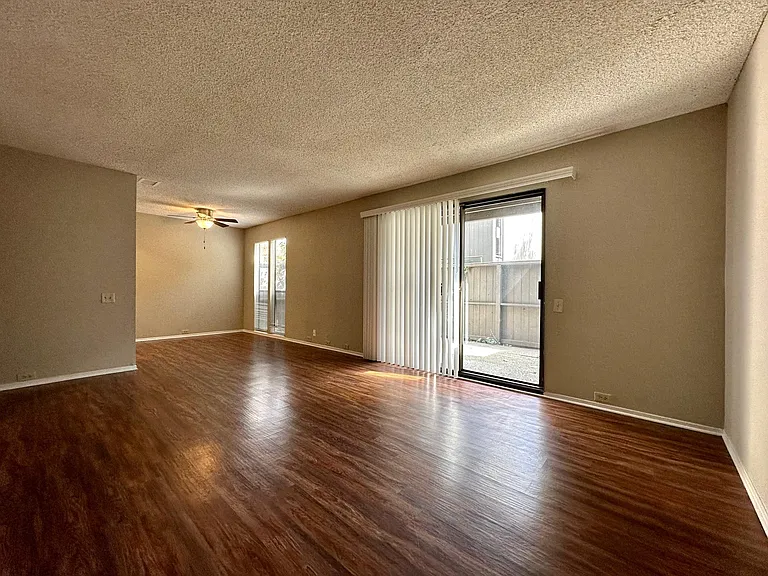 Ardendale Apartments — Photo 21
