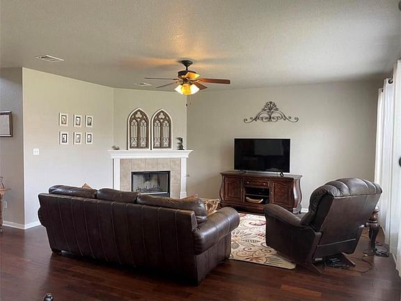 5th image of 4505 Western Lake Dr