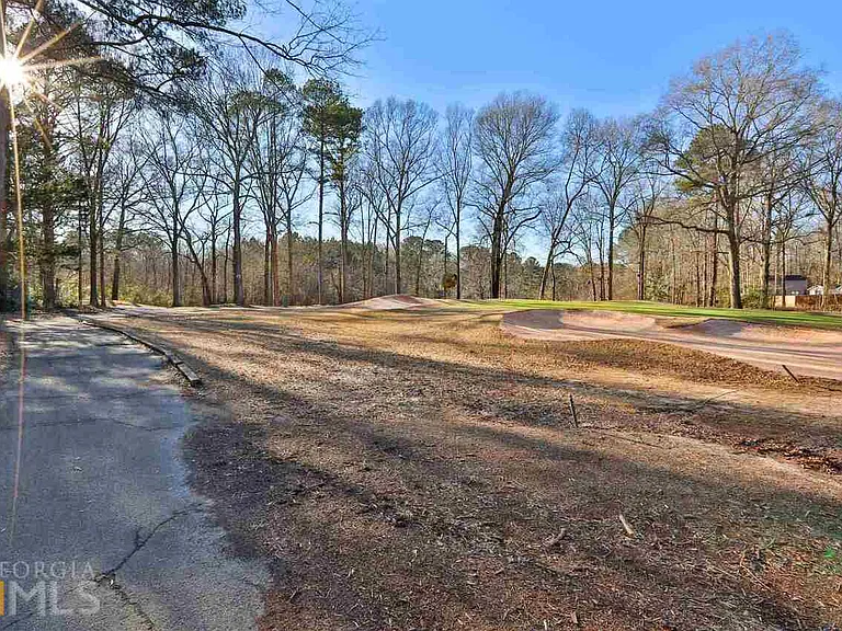 13 Northlake Dr #13 — Photo 32