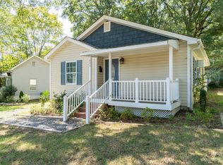 235 E Catawba Ave, Mooresville, NC 28115
