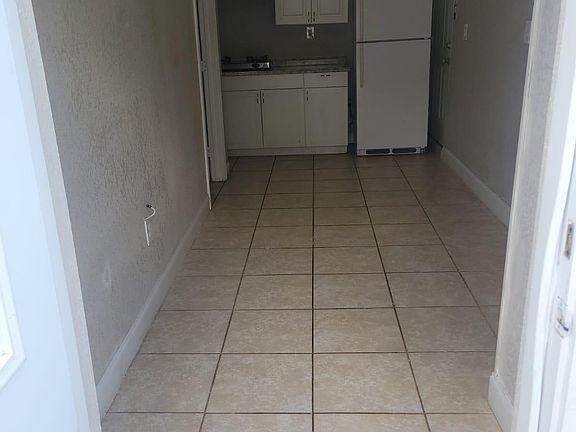 5th image of 7510 N Coarsey Dr Floor 2