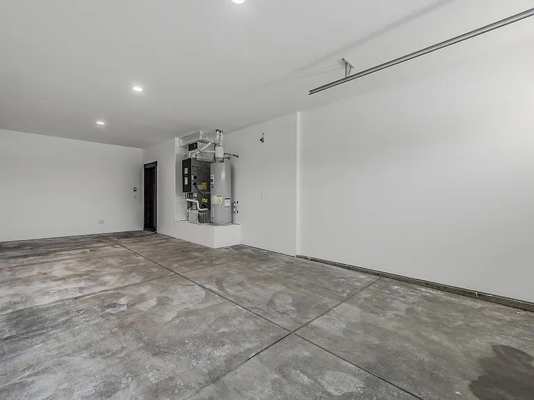 218 E Lobo Loop — Photo 20