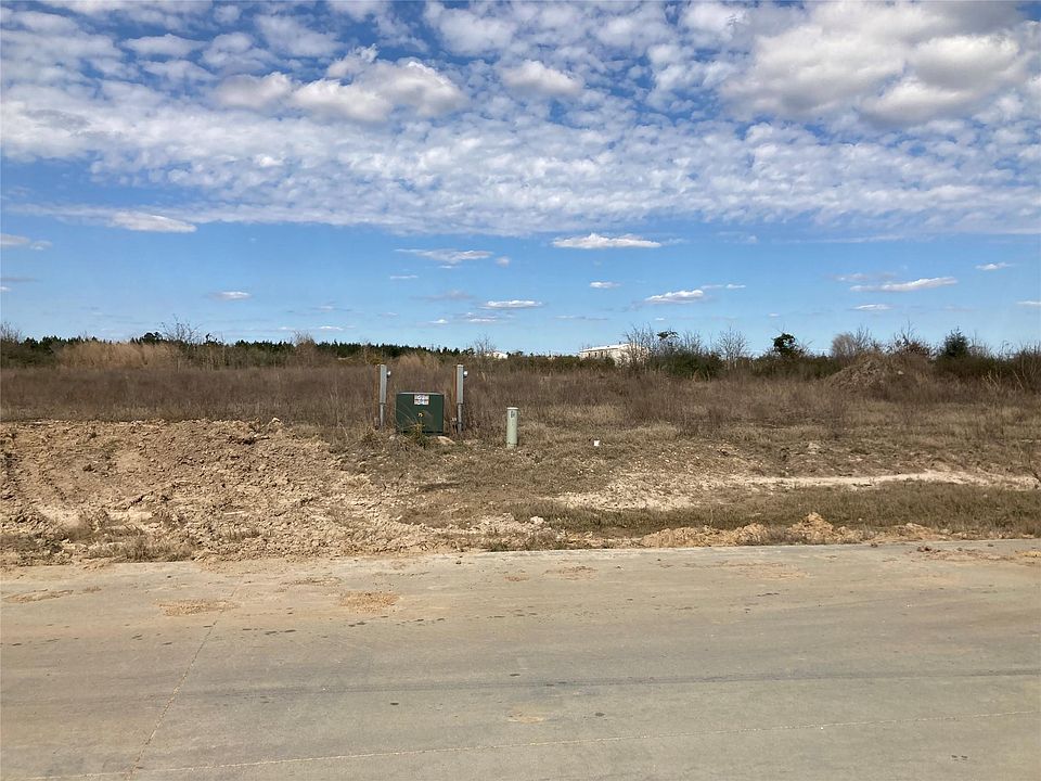 1st image of 1033 Road 5601