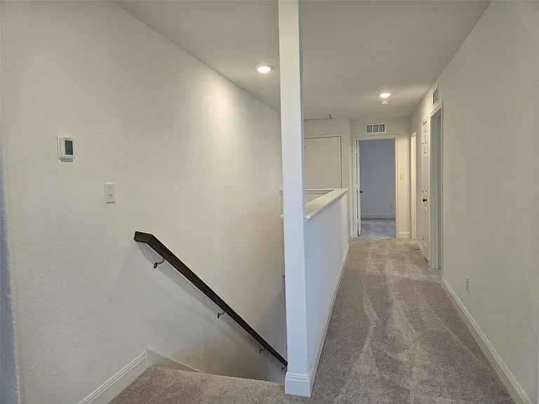 408 Acuff Ln — Photo 28