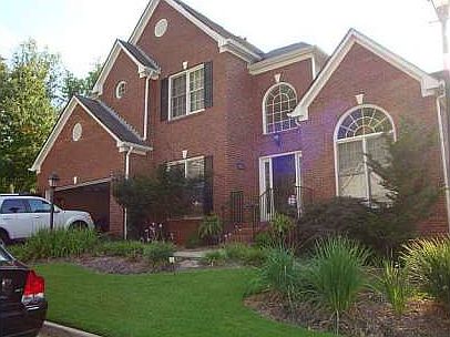 2nd image of 175 Ennisbrook Dr SE