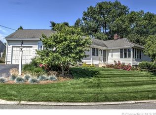 65 Captains Walk, Milford, CT 06460