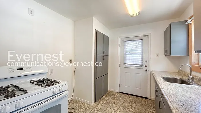 118 Cravens Ave — Photo 6