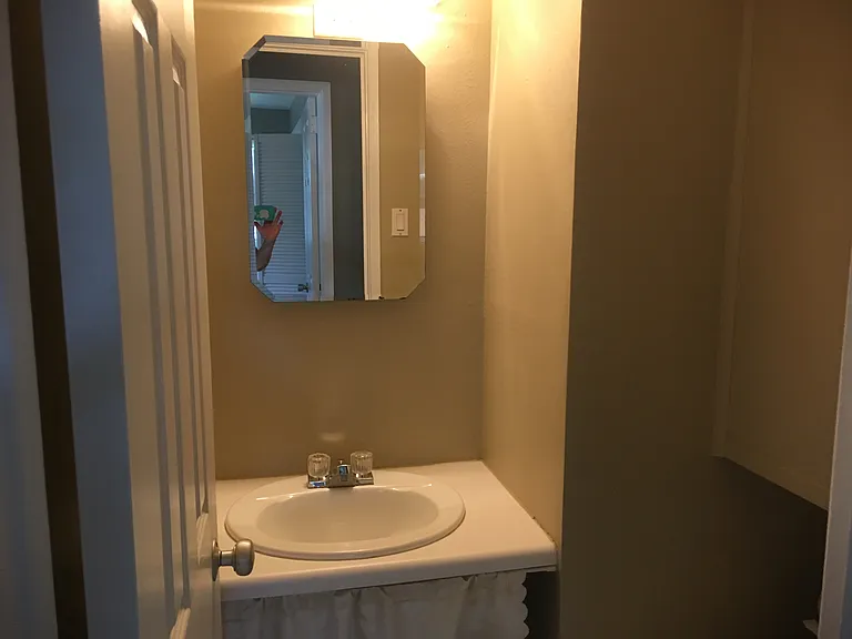 2308 Meadowbrook St — Photo 11