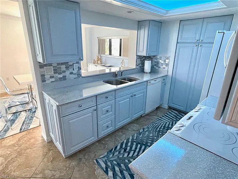 10525 Gulf Shore Dr #251 — Photo 31