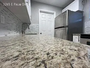 3265 E Palm Drive — Photo 3