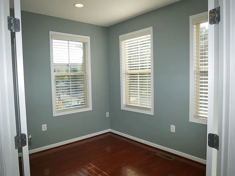 23289 Tradewind Dr — Photo 8