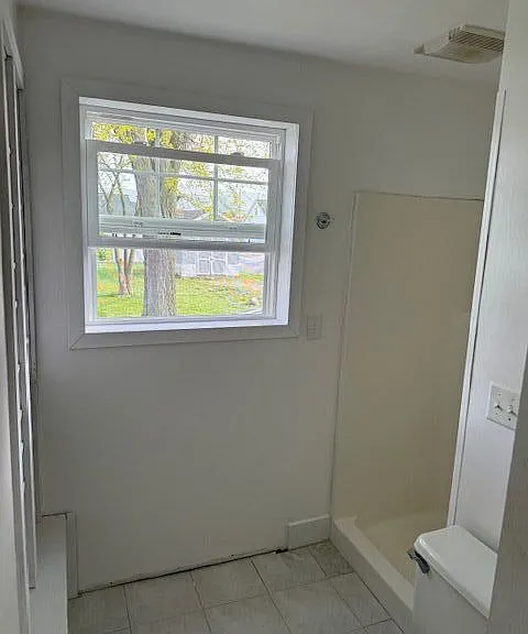 109 W South St — Photo 6