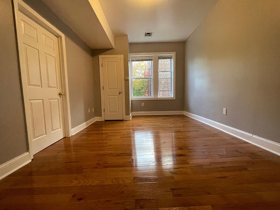 2nd image of 164 Bergen Ave #33B