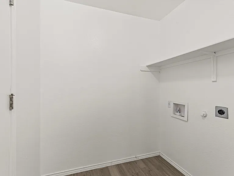 112 James Lin Cir — Photo 14