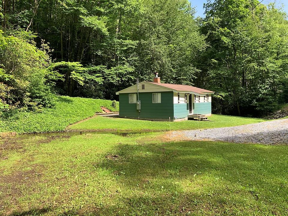 1st image of 1418 Nicks Creek Rd