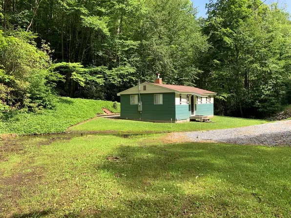 1418 Nicks Creek Rd, Sugar Grove, VA 24311