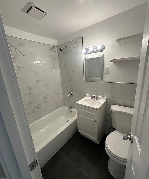 1416 Eastern Ave NE — Photo 33