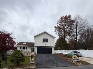 106 Dina Ave, Hazleton, PA 18201