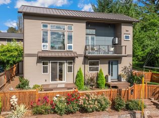 18512 103rd Ave NE, Bothell, WA 98011