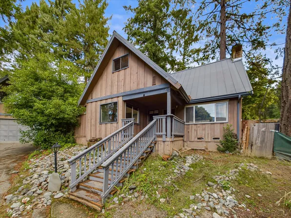 57 Tree Top Ln, Willow Creek, CA 95573