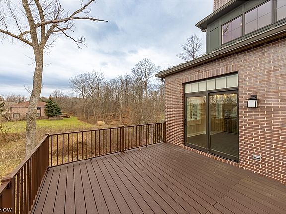 2nd image of 2401 Edgewood Trce