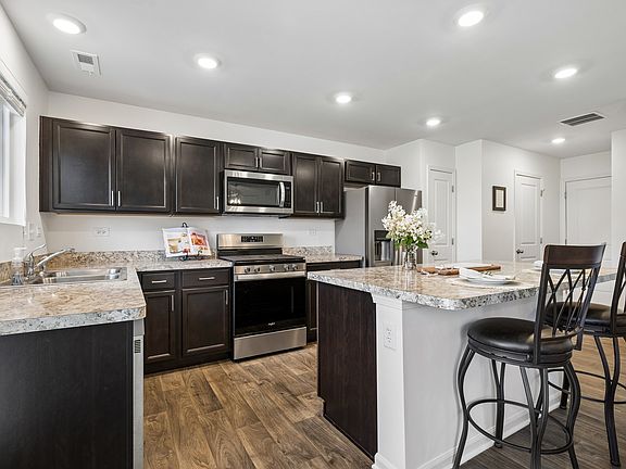 5th image of 1169 Amber Dr