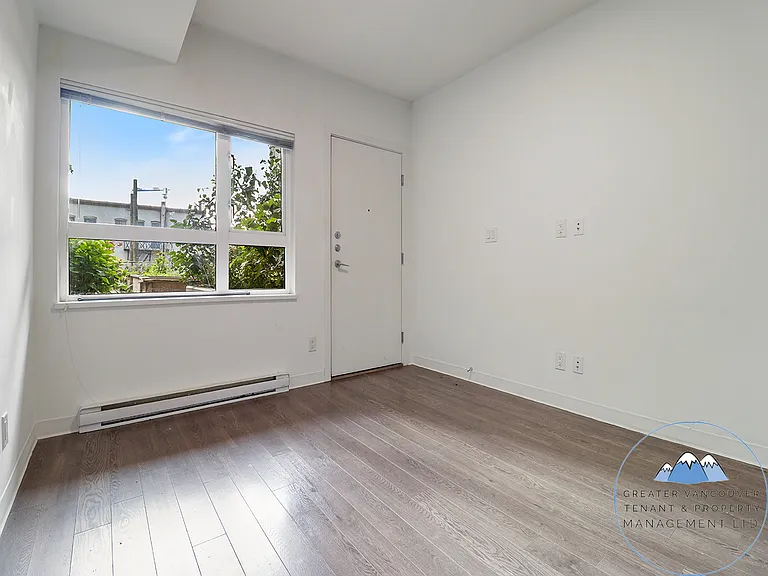 138 Hastings St E #202 — Photo 6